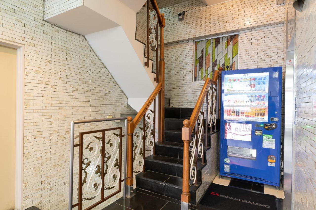 Oyo Hotel Exsaison Sugamo Tōkyō Extérieur photo