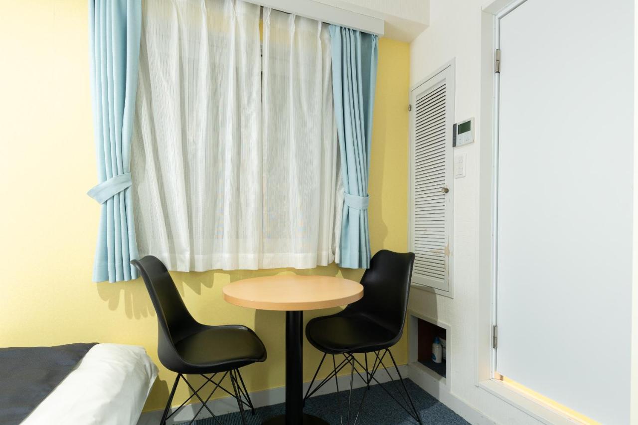 Oyo Hotel Exsaison Sugamo Tōkyō Extérieur photo