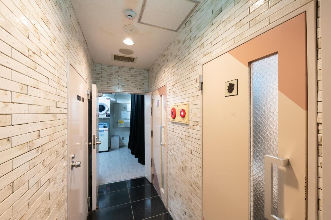 Oyo Hotel Exsaison Sugamo Tōkyō Extérieur photo