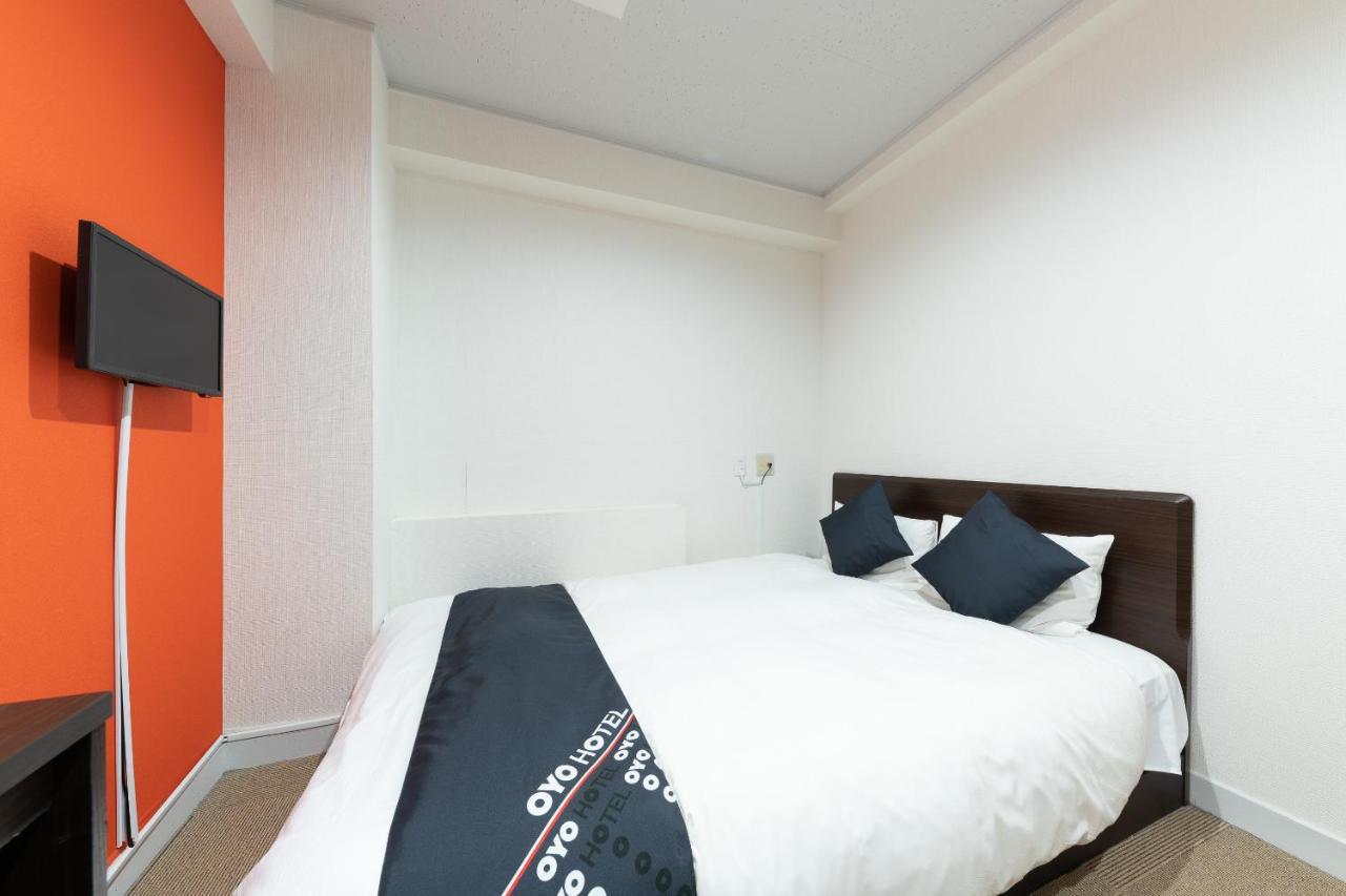 Oyo Hotel Exsaison Sugamo Tōkyō Extérieur photo