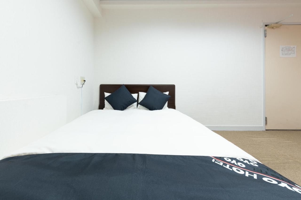 Oyo Hotel Exsaison Sugamo Tōkyō Extérieur photo