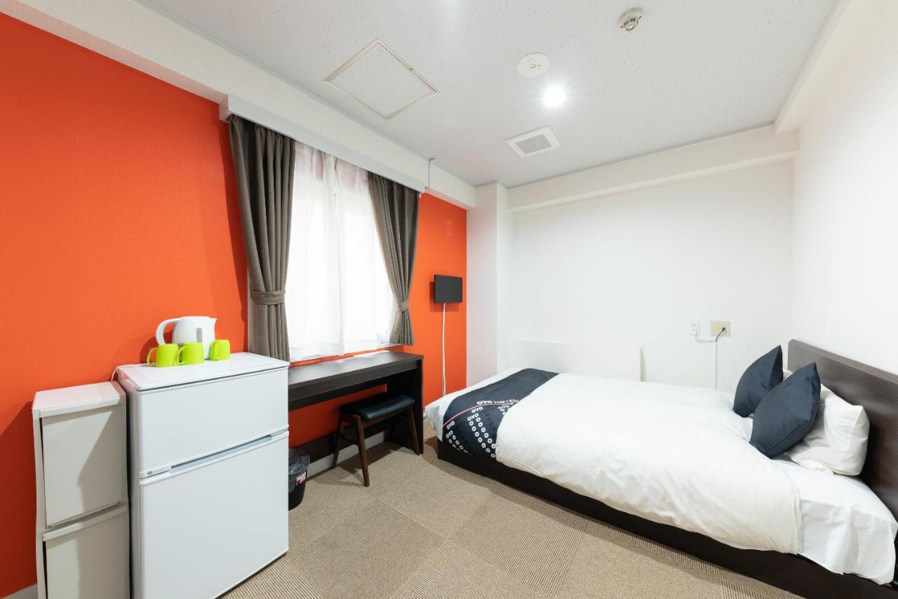 Oyo Hotel Exsaison Sugamo Tōkyō Extérieur photo